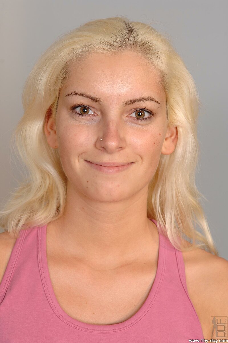 Людмила, 21